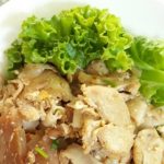 ก๋วยเตี๋ยวคั่วไก่