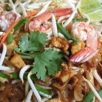 ผัดไทยกุ้งสด